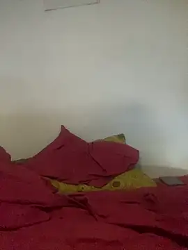 Coco-sarli online show from February 15, 2026, 4:06 pm