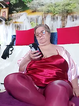 QueenPammy1 online show from November 19, 2025, 8:47 am