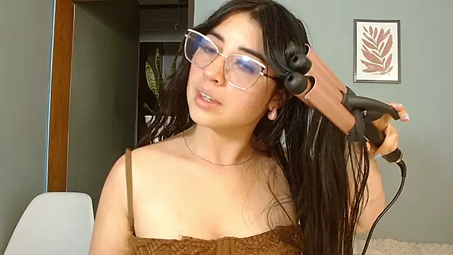 Parker Lee online show from May 12, 2026, 1:02 am