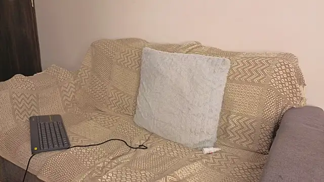 Snapshot of haku_kanjy chatting on January 18, 2026, 7:28 pm haku kanjy online show from January 18, 2026, 7:28 pm