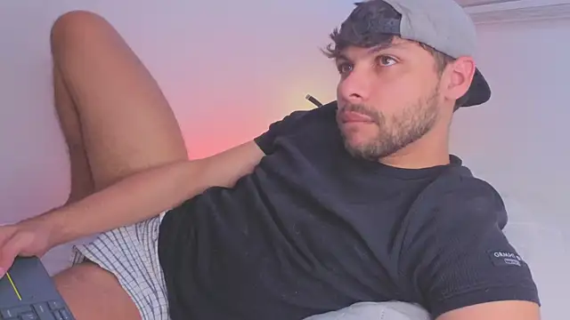 Snapshot of haku_kanjy chatting on December 21, 2025, 7:48 pm haku kanjy online show from December 21, 2025, 7:48 pm