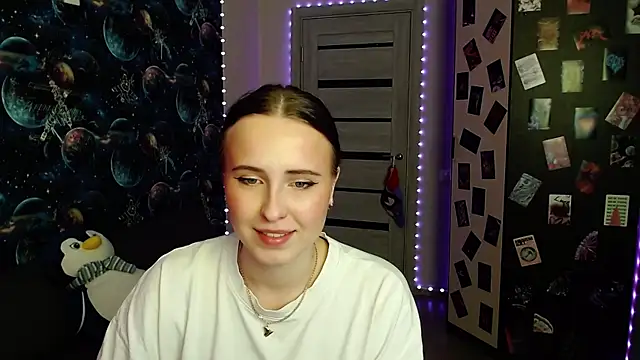 BarbiePieer online show from December 23, 2025, 10:47 am