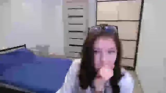 Snapshot of GinnyBlacky chatting on March 19, 2025, 11:36 pm GinnyBlacky online show from March 19, 2025, 11:36 pm