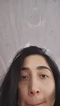 Snapshot of Elowyn chatting on February 13, 2026, 9:37 pm Elowyn online show from February 13, 2026, 9:37 pm