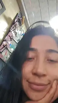 Snapshot of Elowyn chatting on February 22, 2026, 3:35 pm Elowyn online show from February 22, 2026, 3:35 pm