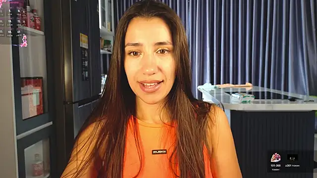 hot ass 18 online show from February 2, 2026, 3:27 am