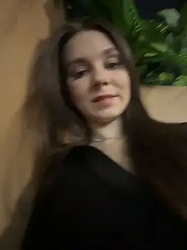 MilaBee online show from March 23, 2026, 7:41 am