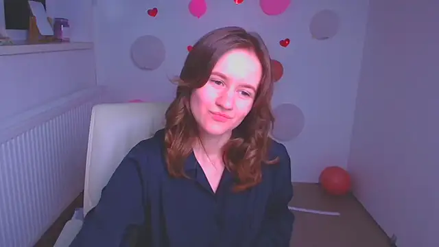 Snapshot of Catherine_e chatting on March 22, 2025, 6:36 pm Catherine e online show from March 22, 2025, 6:36 pm