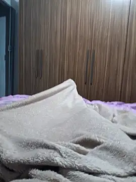 Gasquii online show from November 25, 2025, 3:18 am