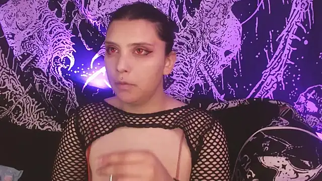 Snapshot of mikaskullcs chatting on February 9, 2026, 10:30 pm mikaskullcs online show from February 9, 2026, 10:30 pm