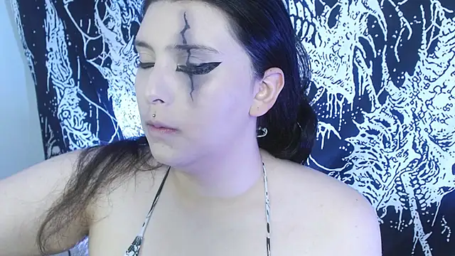 Snapshot of mikaskullcs chatting on March 13, 2026, 10:04 pm mikaskullcs online show from March 13, 2026, 10:04 pm