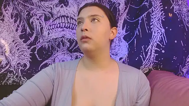 Snapshot of mikaskullcs chatting on January 15, 2026, 9:18 pm mikaskullcs online show from January 15, 2026, 9:18 pm