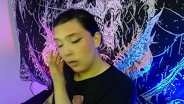 Snapshot of mikaskullcs chatting on April 8, 2026, 10:00 pm mikaskullcs online show from April 8, 2026, 10:00 pm