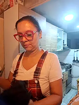 Snapshot of Amadamilf1980 chatting on October 27, 2025, 2:01 am Amadamilf1980 online show from October 27, 2025, 2:01 am