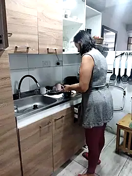 Amadamilf1980 online show from March 24, 2026, 2:39 pm