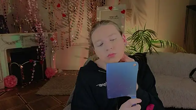 Jes Solar online show from March 3, 2026, 10:17 pm