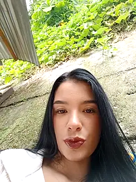 adrianagilton online show from September 8, 2025, 2:38 pm