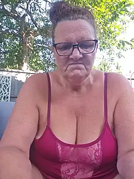 MissQueenBeex online show from July 10, 2026, 7:19 am