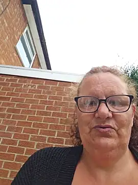 MissQueenBeex online show from June 22, 2026, 7:16 am