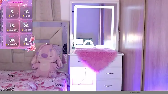 Snapshot of AlitaAnisee chatting on April 10, 2026, 1:45 am AlitaAnisee online show from April 10, 2026, 1:45 am