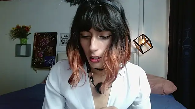 Snapshot of goth_minerva chatting on March 21, 2025, 1:45 pm goth minerva online show from March 21, 2025, 1:45 pm