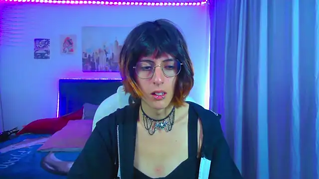 Snapshot of goth_minerva chatting on May 27, 2026, 1:29 pm goth minerva online show from May 27, 2026, 1:29 pm