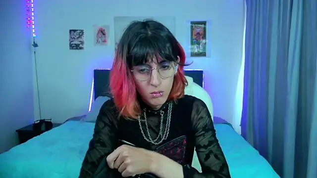 goth minerva online show from March 25, 2026, 1:32 pm