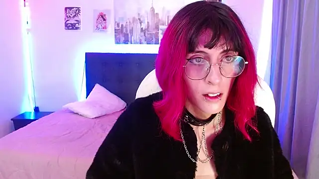 Snapshot of goth_minerva chatting on January 7, 2026, 1:49 pm goth minerva online show from January 7, 2026, 1:49 pm