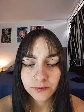 Snapshot of KARINNA__RAVEN chatting on May 11, 2026, 9:56 pm KARINNA RAVEN online show from May 11, 2026, 9:56 pm