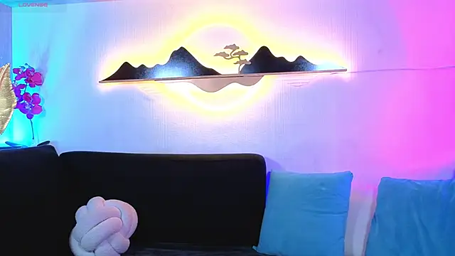 Almiboys online show from June 17, 2026, 11:03 pm