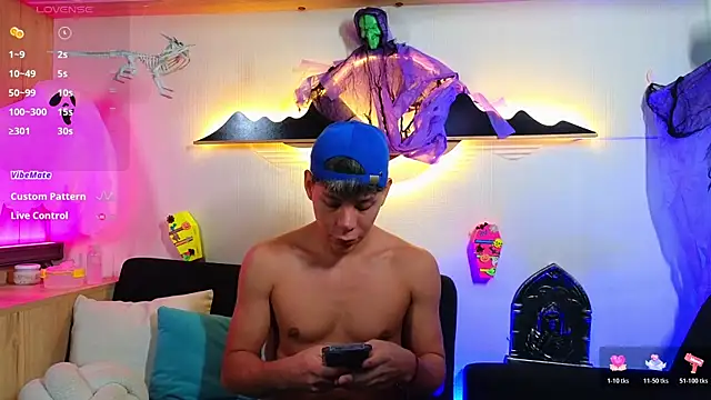 Almiboys online show from November 3, 2025, 12:16 am