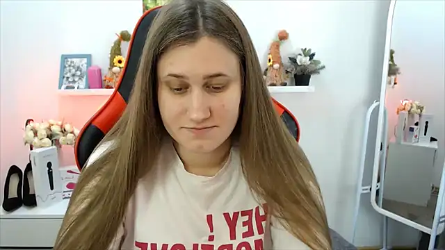 Lucky Lana online show from February 5, 2026, 3:24 am