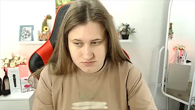 Lucky Lana online show from September 22, 2025, 2:28 am