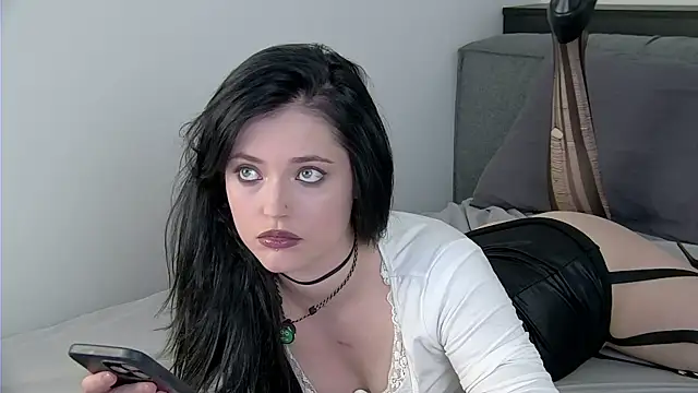 AshleyD  online show from August 7, 2026, 4:02 pm