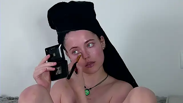 AshleyD  online show from July 17, 2026, 2:36 pm