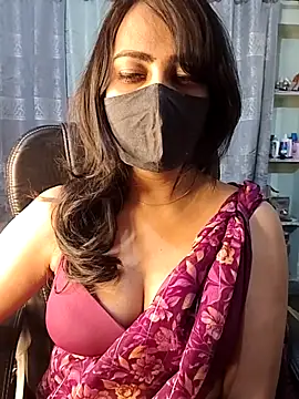 dimple1312 online show from May 7, 2026, 6:11 pm