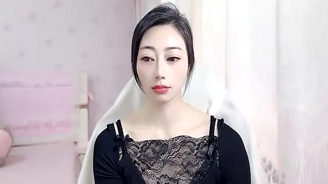 Snapshot of anjila888 chatting on October 20, 2025, 1:18 am anjila888 online show from October 20, 2025, 1:18 am