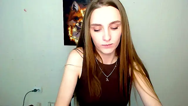 Snapshot of Doll_Angelina chatting on May 25, 2026, 6:12 am Doll Angelina online show from May 25, 2026, 6:12 am