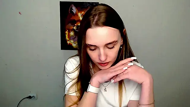 Snapshot of Doll_Angelina chatting on May 8, 2026, 9:13 am Doll Angelina online show from May 8, 2026, 9:13 am
