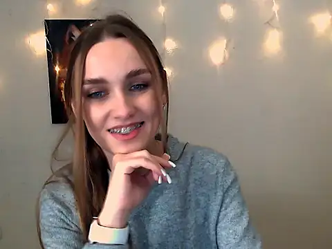 Doll Angelina online show from November 29, 2025, 7:08 am