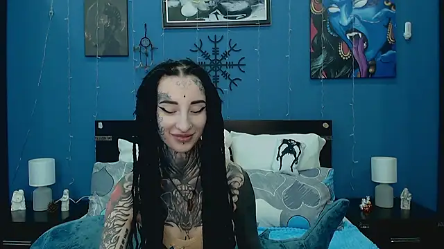 Velvetbat online show from June 10, 2026, 9:43 am