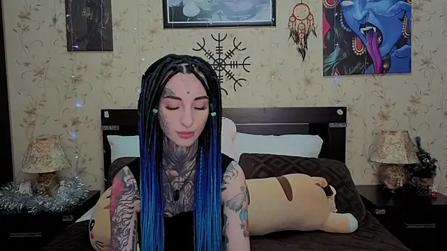 Velvetbat online show from January 14, 2026, 7:23 am