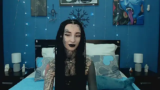 Velvetbat online show from July 5, 2026, 7:04 am