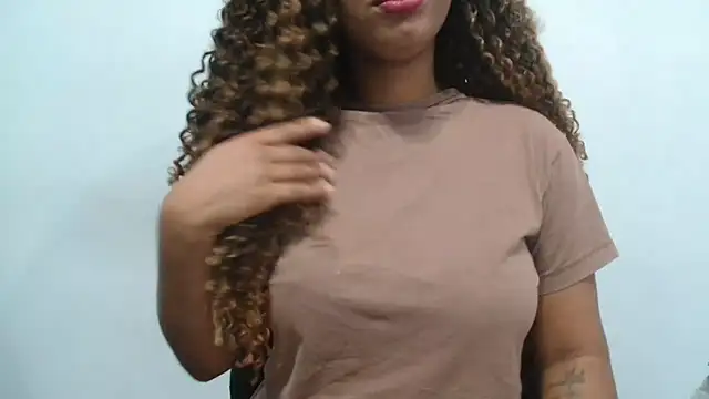 Snapshot of Angel_tammy chatting on September 16, 2025, 6:25 am Angel tammy online show from September 16, 2025, 6:25 am
