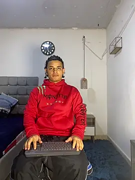 Snapshot of samxx_muscle chatting on February 19, 2026, 11:29 am samxx muscle online show from February 19, 2026, 11:29 am