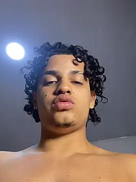 Snapshot of samxx_muscle chatting on February 27, 2026, 7:30 am samxx muscle online show from February 27, 2026, 7:30 am