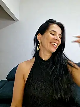 suzy20252 online show from September 23, 2025, 11:39 am