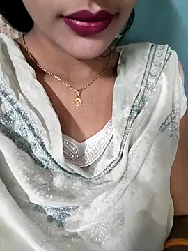 Eshwari Chopra online show from December 3, 2025, 8:14 am