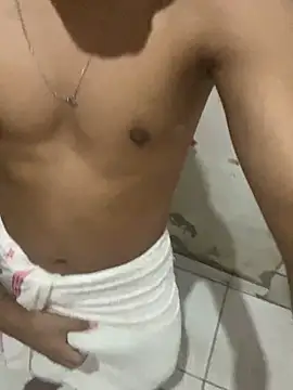 hiaguexxx online show from March 20, 2025, 10:54 am