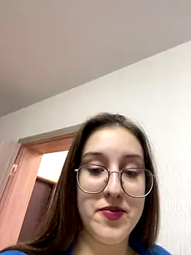 Snapshot of Vviikkssiikk chatting on October 19, 2025, 5:16 pm Vviikkssiikk online show from October 19, 2025, 5:16 pm